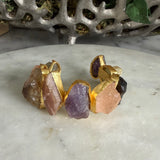 MULTI STONE RAW CUFF