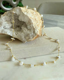 TINI QUARTZ CHOKER