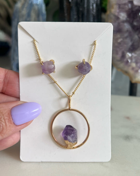 AMETHYST CIRCLE SET
