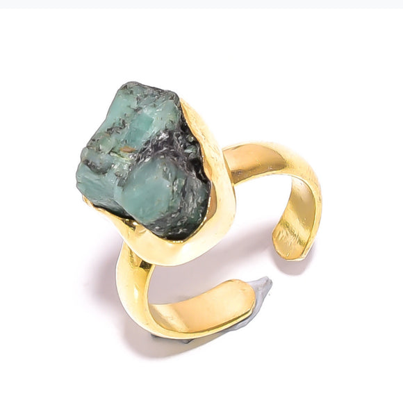 EMERALD SOLITARY RING