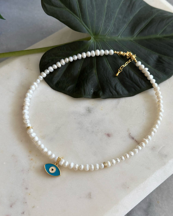 PEARL HALO NECKLACES