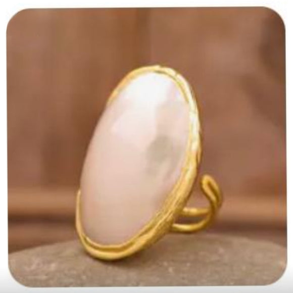 ESTEFA PEARL RING