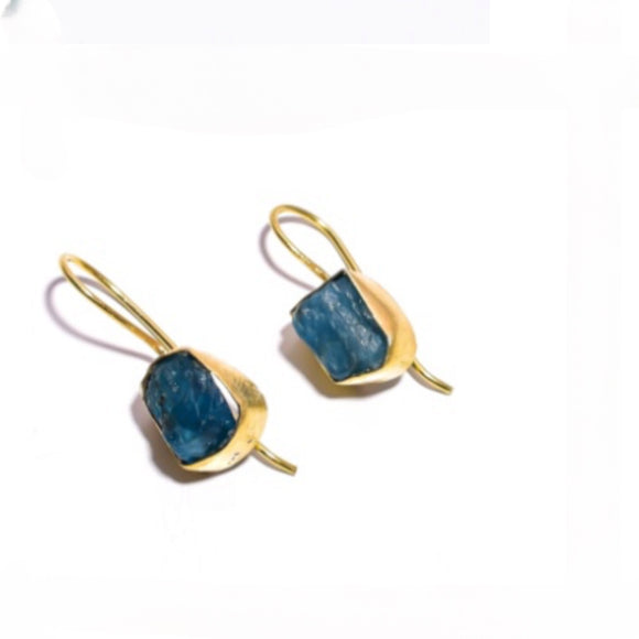 LILI STONE EARRINGS